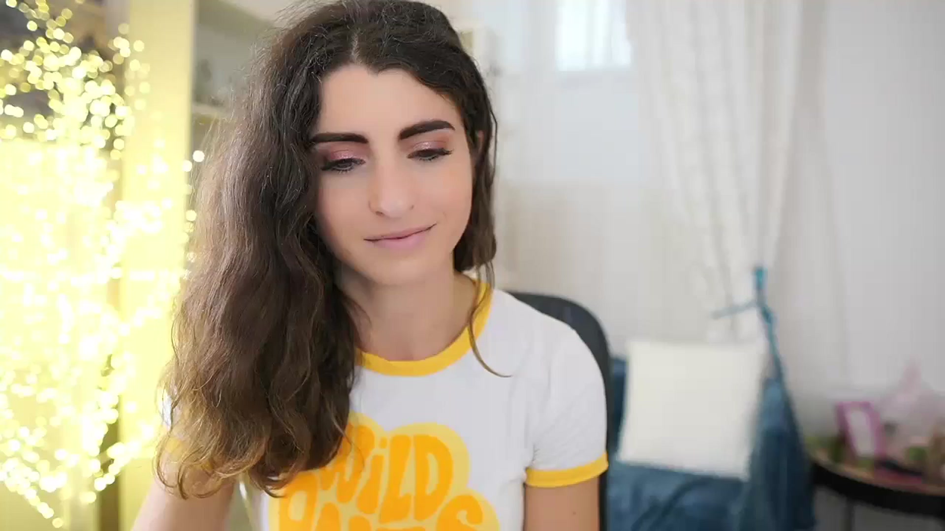 Gallery image thumbnail from EVA__LOVIA_'s myfreecams stream on, 10/19/2023, 13:10 image 19 of 20