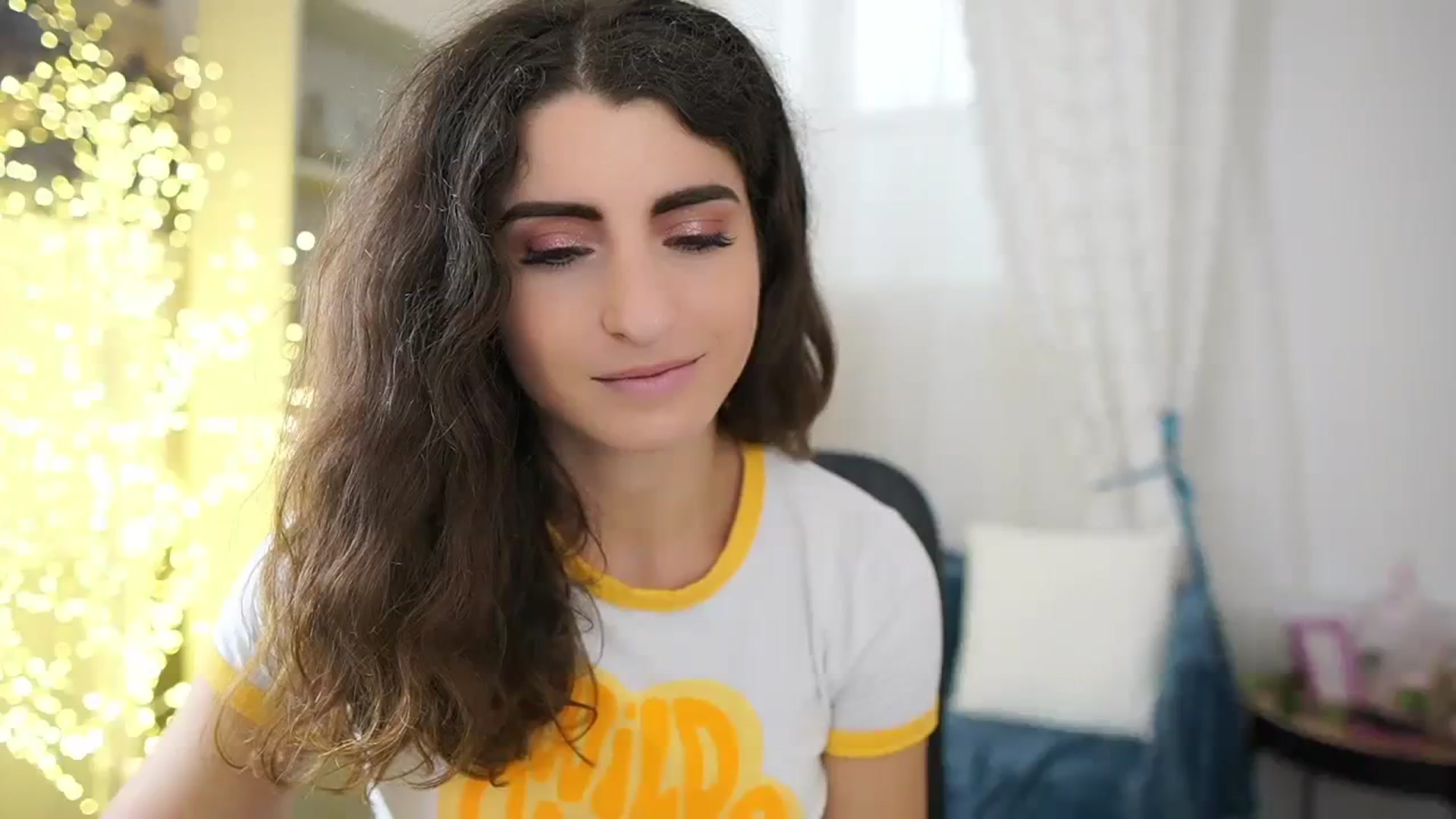 Gallery image thumbnail from EVA__LOVIA_'s myfreecams stream on, 10/19/2023, 13:10 image 3 of 20