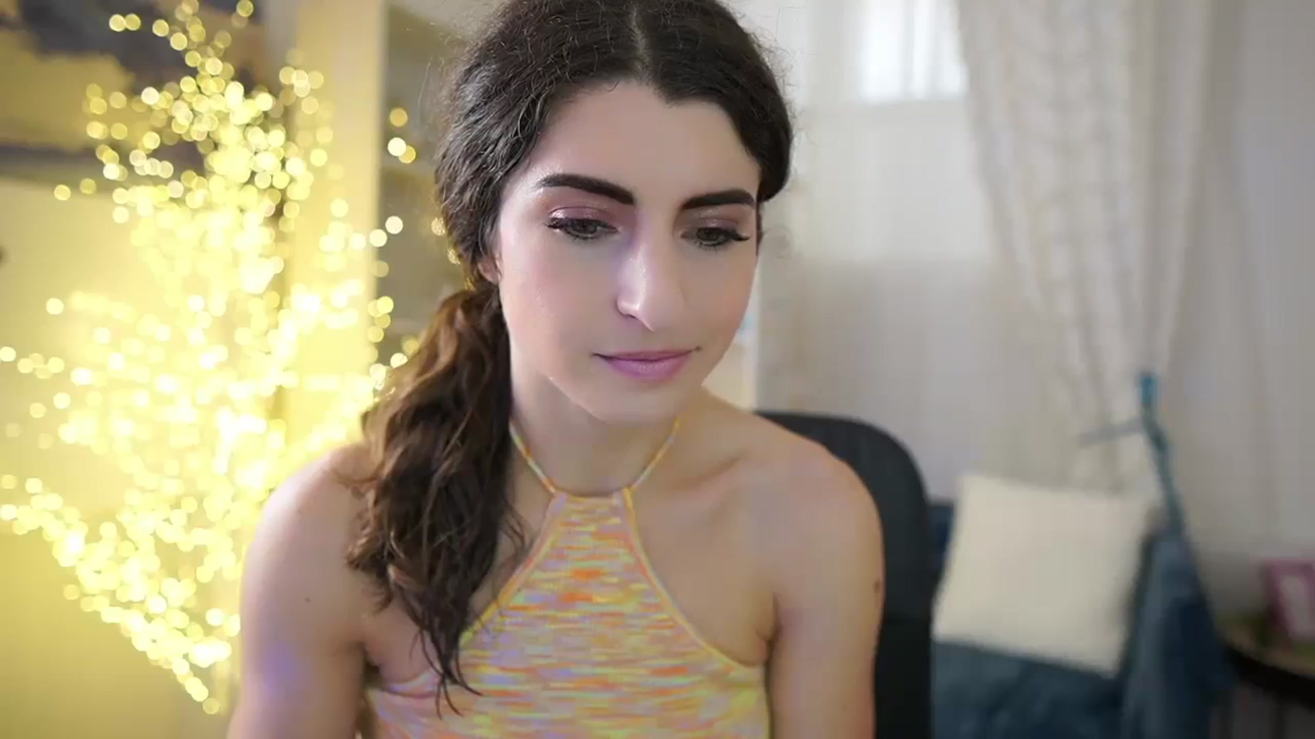 Gallery image thumbnail from EVA__LOVIA_'s myfreecams stream on, 10/25/2023, 10:32 image 2 of 20