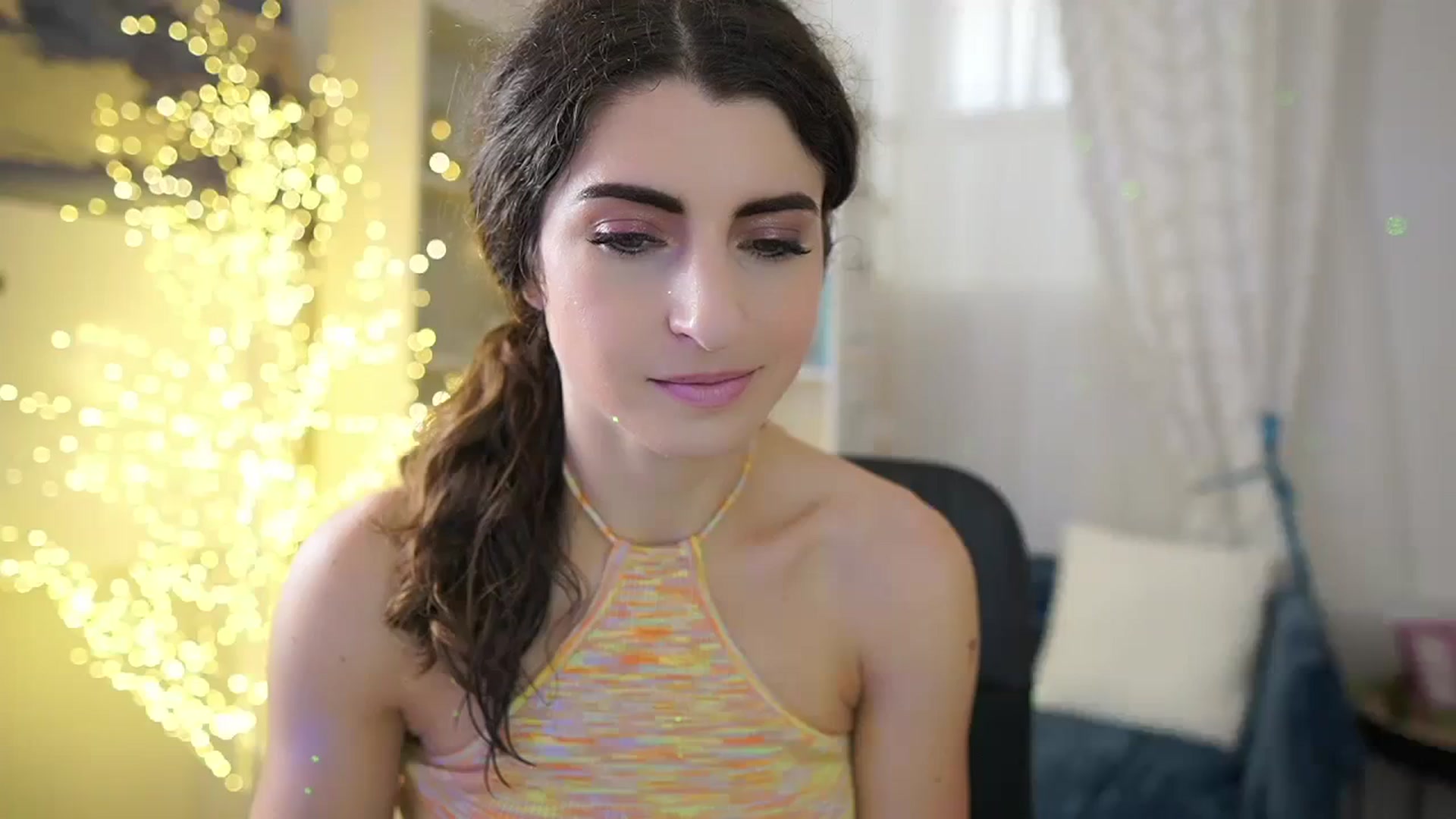 Gallery image thumbnail from EVA__LOVIA_'s myfreecams stream on, 10/25/2023, 10:32 image 1 of 20