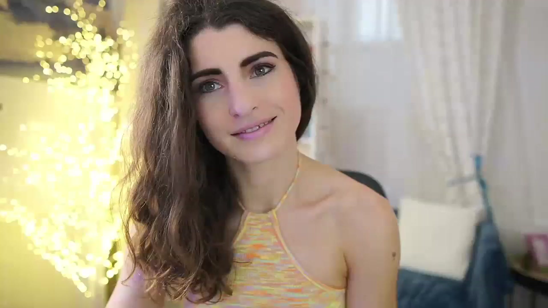 Gallery image thumbnail from EVA__LOVIA_'s myfreecams stream on, 10/25/2023, 11:46 image 1 of 20