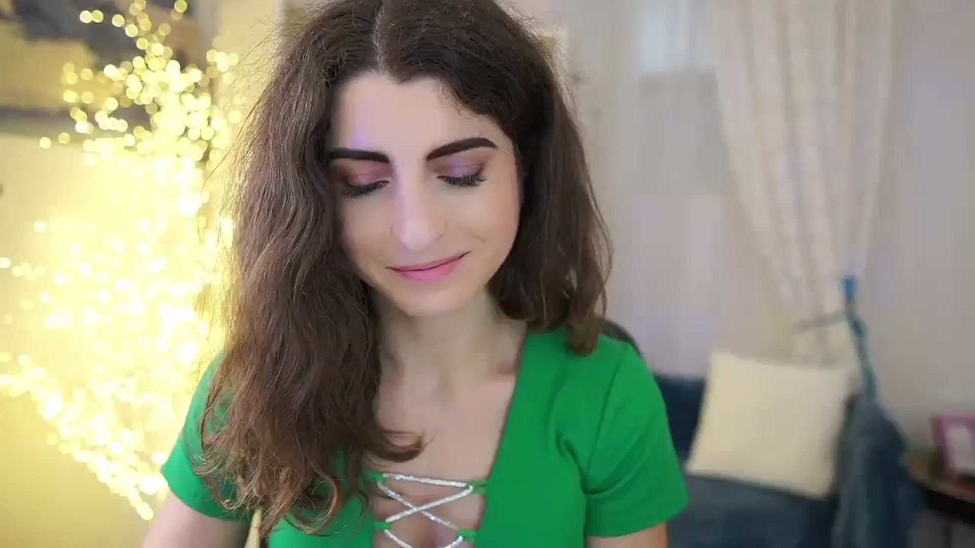 Gallery image thumbnail from EVA__LOVIA_'s myfreecams stream on, 10/27/2023, 10:32 image 18 of 20