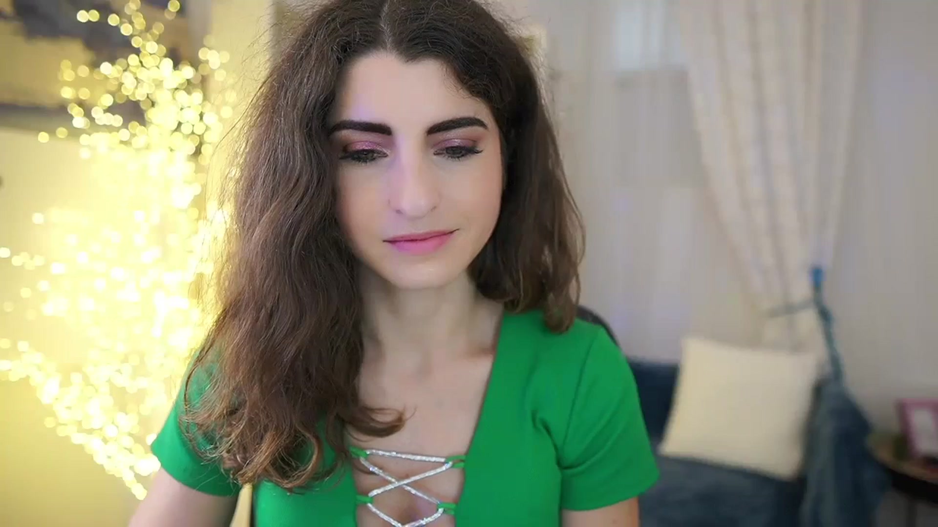 Gallery image thumbnail from EVA__LOVIA_'s myfreecams stream on, 10/27/2023, 10:32 image 17 of 20