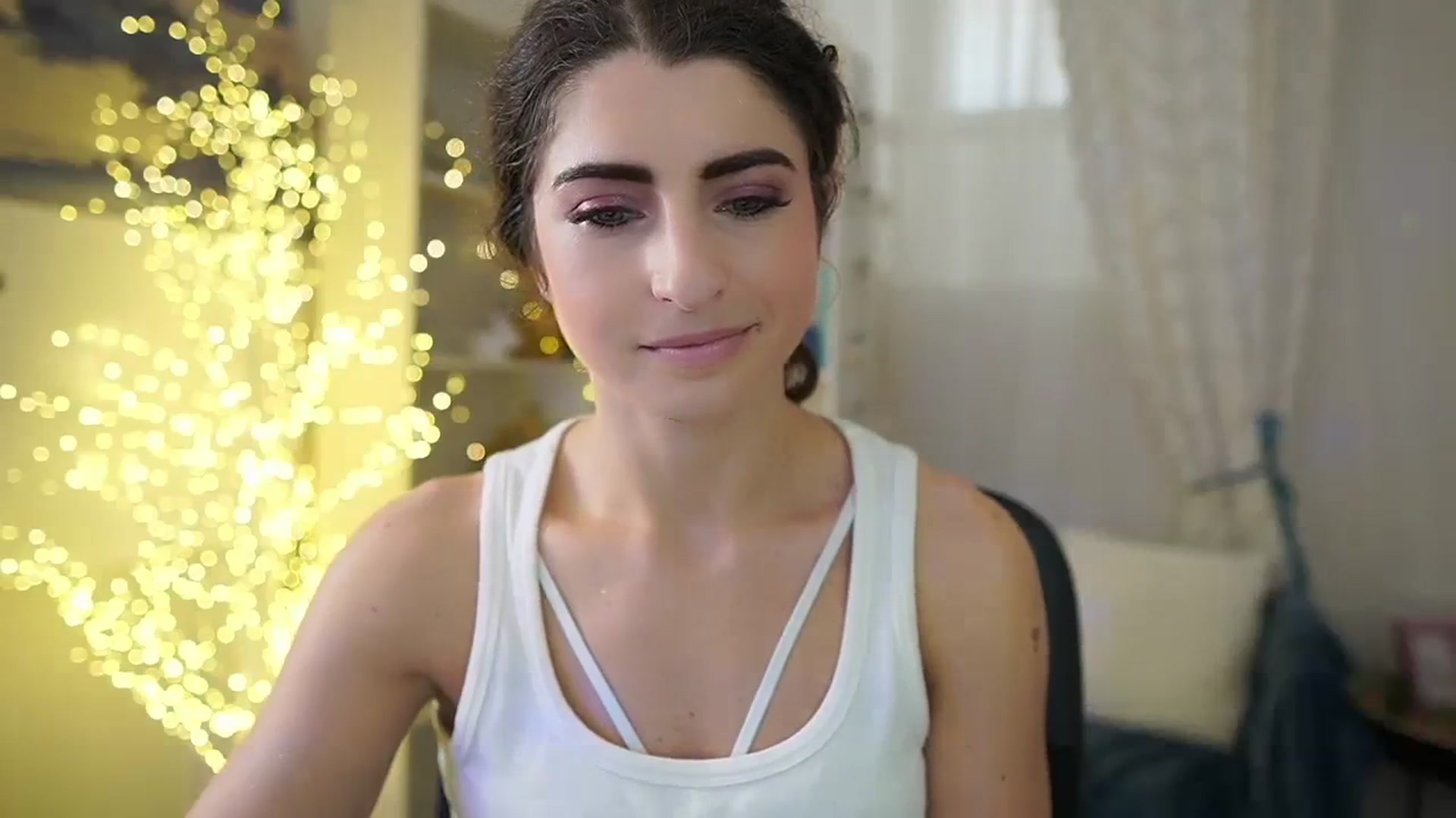 Gallery image thumbnail from EVA__LOVIA_'s myfreecams stream on, 10/28/2023, 10:14 image 13 of 20