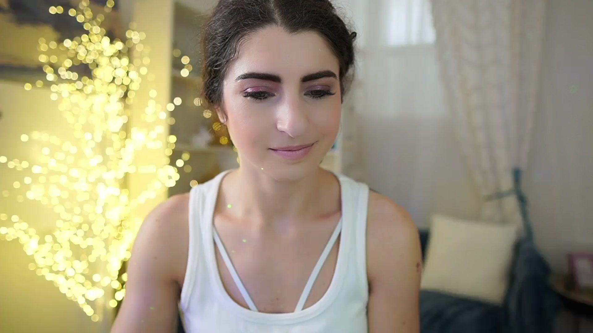 Gallery image thumbnail from EVA__LOVIA_'s myfreecams stream on, 10/28/2023, 10:14 image 20 of 20