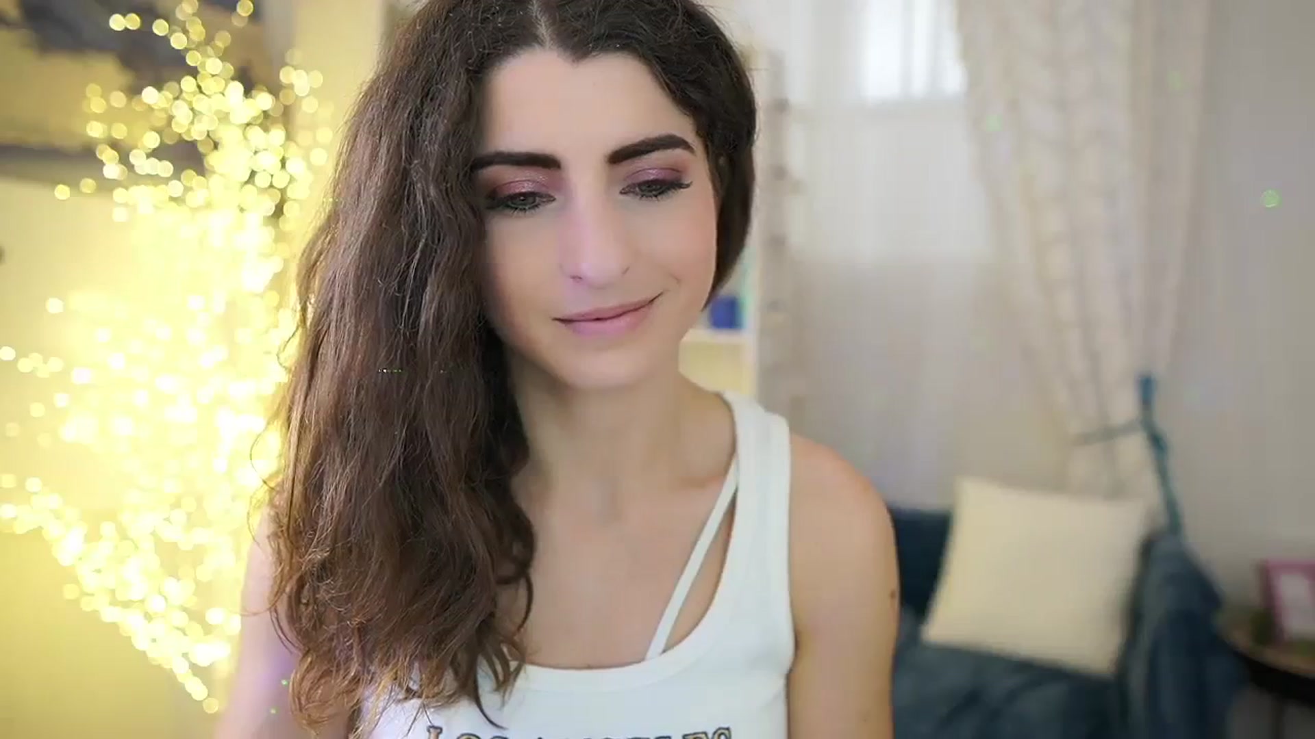 Gallery image thumbnail from EVA__LOVIA_'s myfreecams stream on, 10/28/2023, 11:07 image 12 of 20