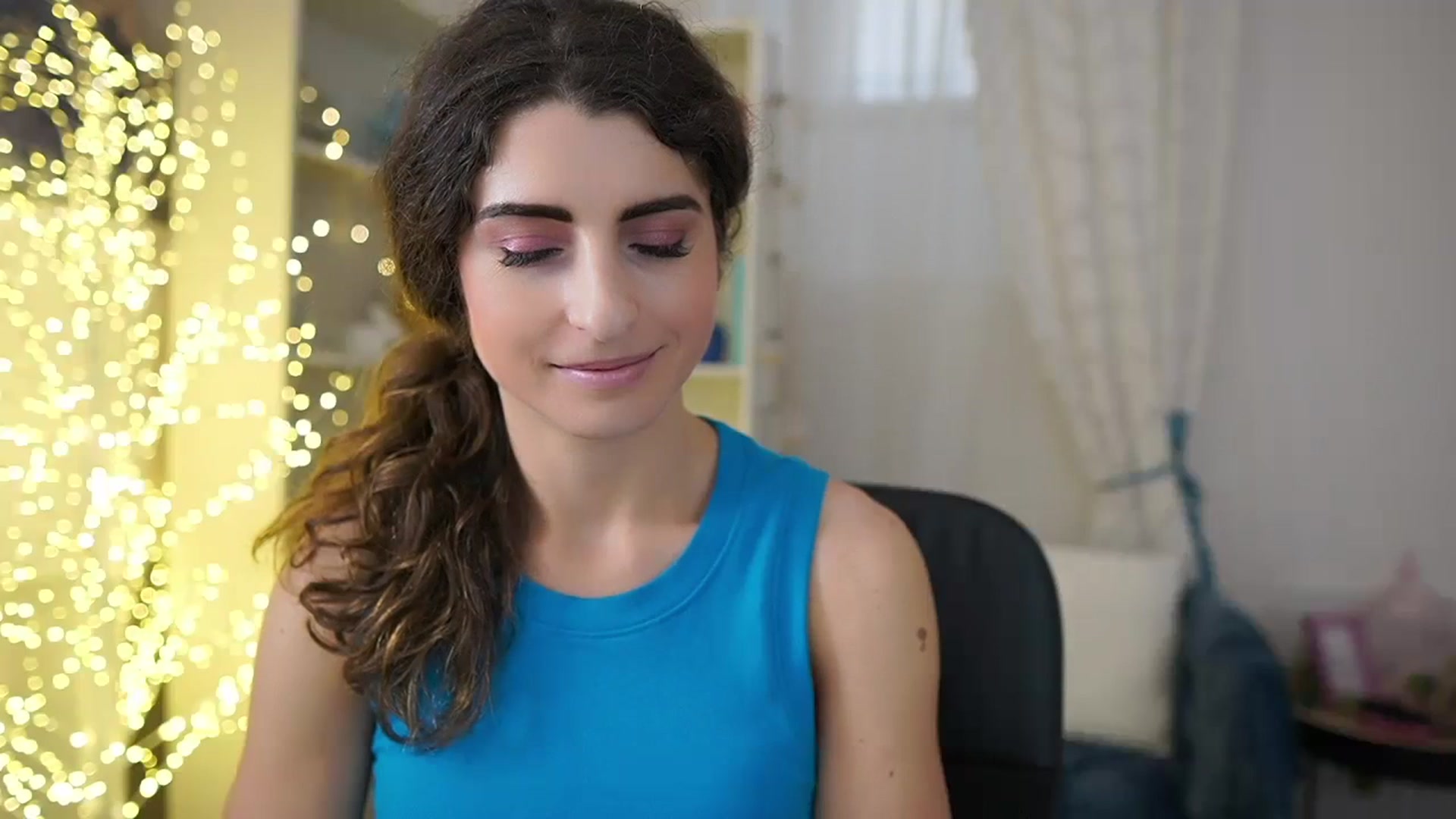 Gallery image thumbnail from EVA__LOVIA_'s myfreecams stream on, 10/29/2023, 14:03 image 18 of 20