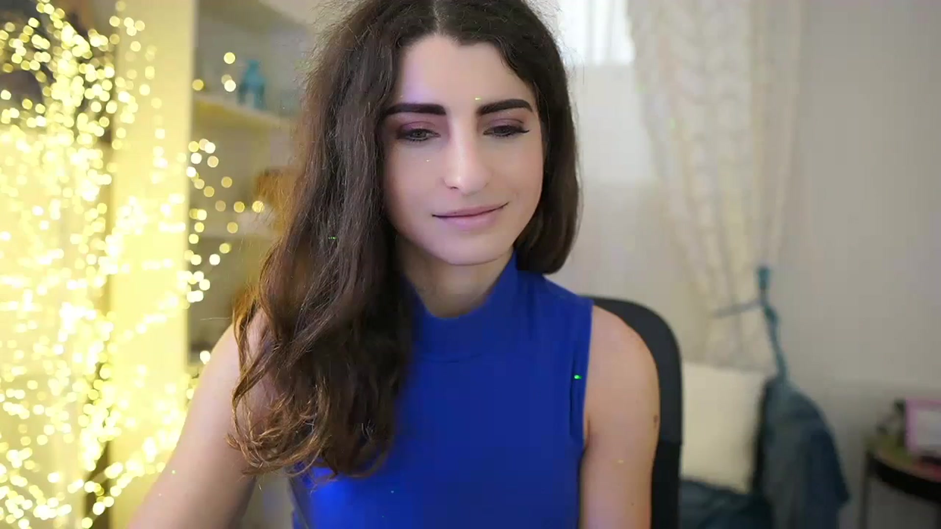 Gallery image thumbnail from EVA__LOVIA_'s myfreecams stream on, 10/31/2023, 11:40 image 4 of 20