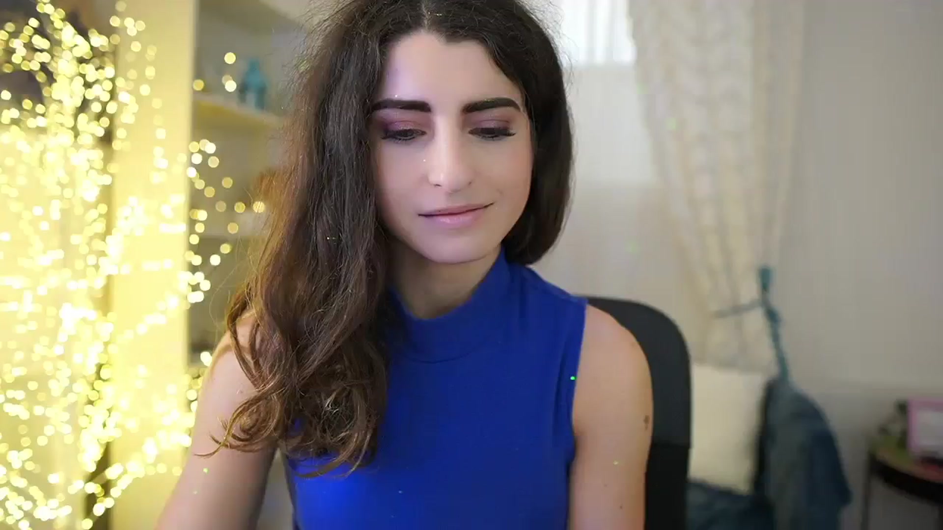 Gallery image thumbnail from EVA__LOVIA_'s myfreecams stream on, 10/31/2023, 11:40 image 1 of 20
