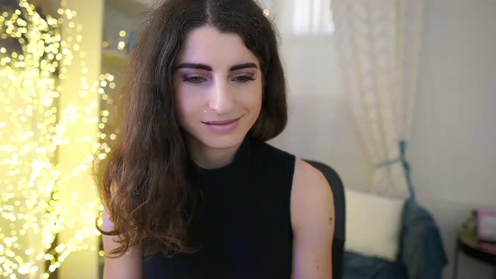 Gallery image thumbnail from EVA__LOVIA_'s myfreecams stream on, 11/01/2023, 10:17 image 14 of 20