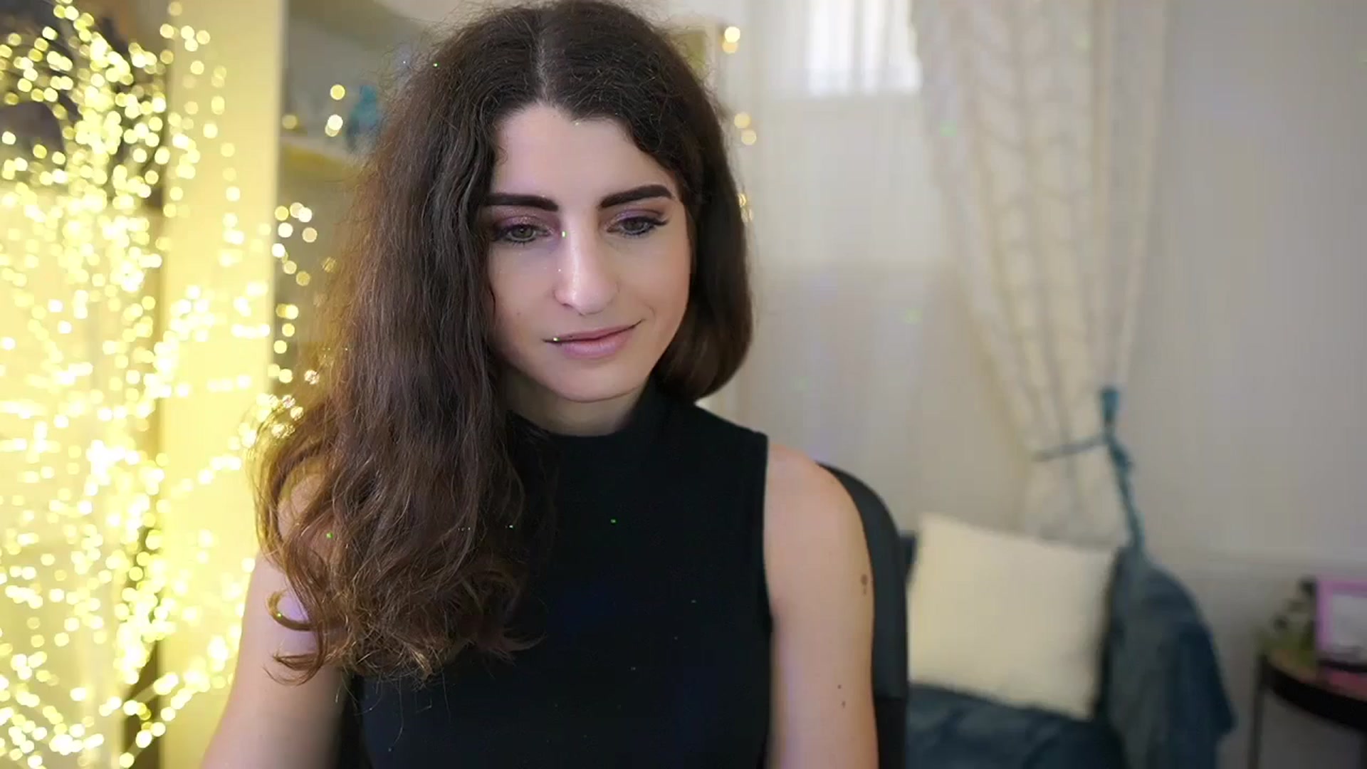 Gallery image thumbnail from EVA__LOVIA_'s myfreecams stream on, 11/01/2023, 10:17 image 16 of 20