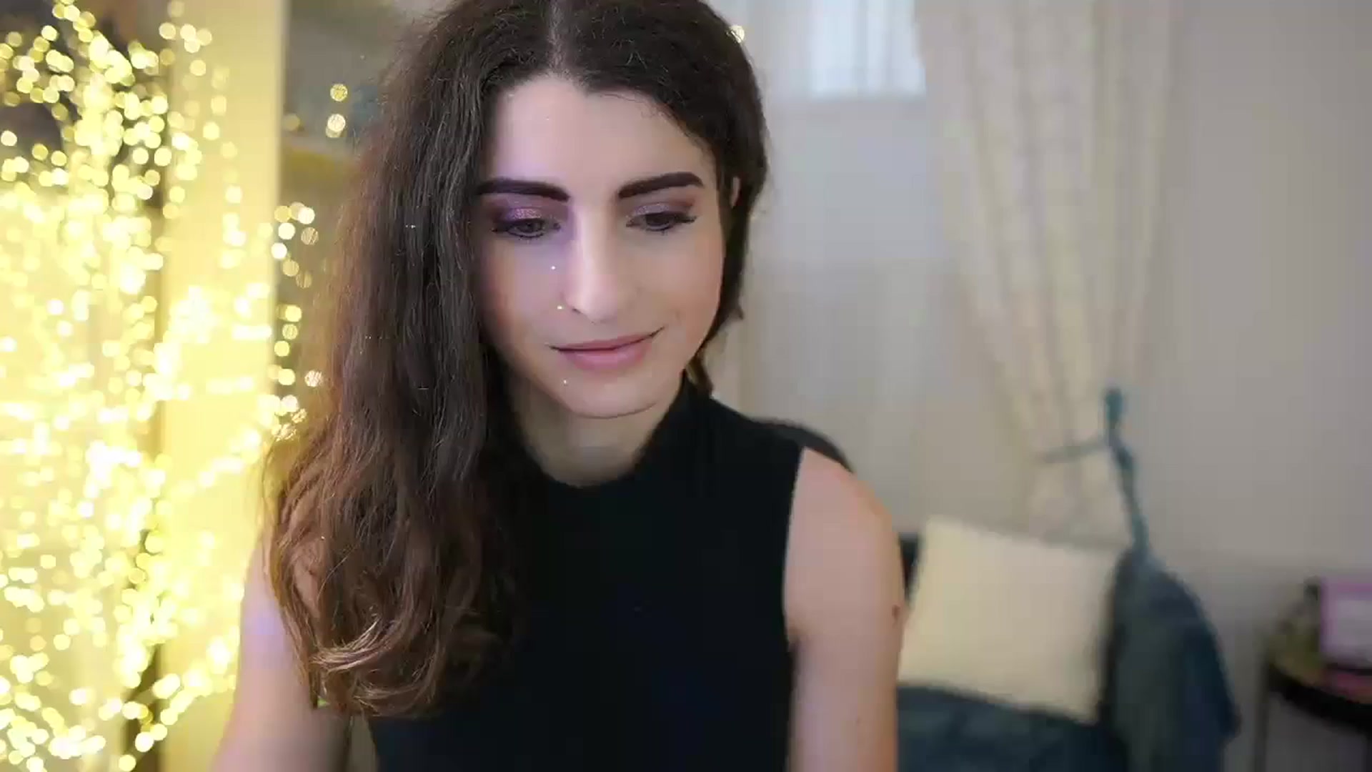 Gallery image thumbnail from EVA__LOVIA_'s myfreecams stream on, 11/01/2023, 11:33 image 1 of 20