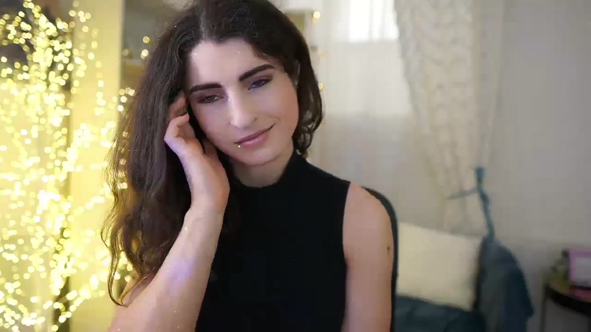 Gallery image thumbnail from EVA__LOVIA_'s myfreecams stream on, 11/01/2023, 11:33 image 8 of 20
