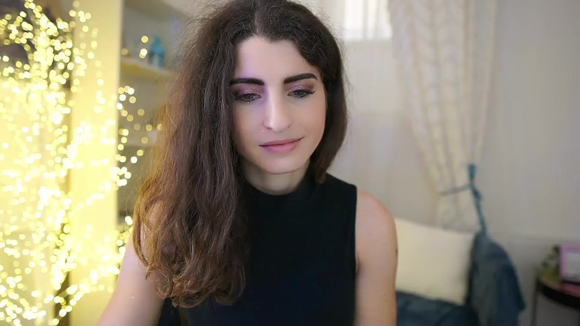 Gallery image thumbnail from EVA__LOVIA_'s myfreecams stream on, 11/01/2023, 12:18 image 14 of 20