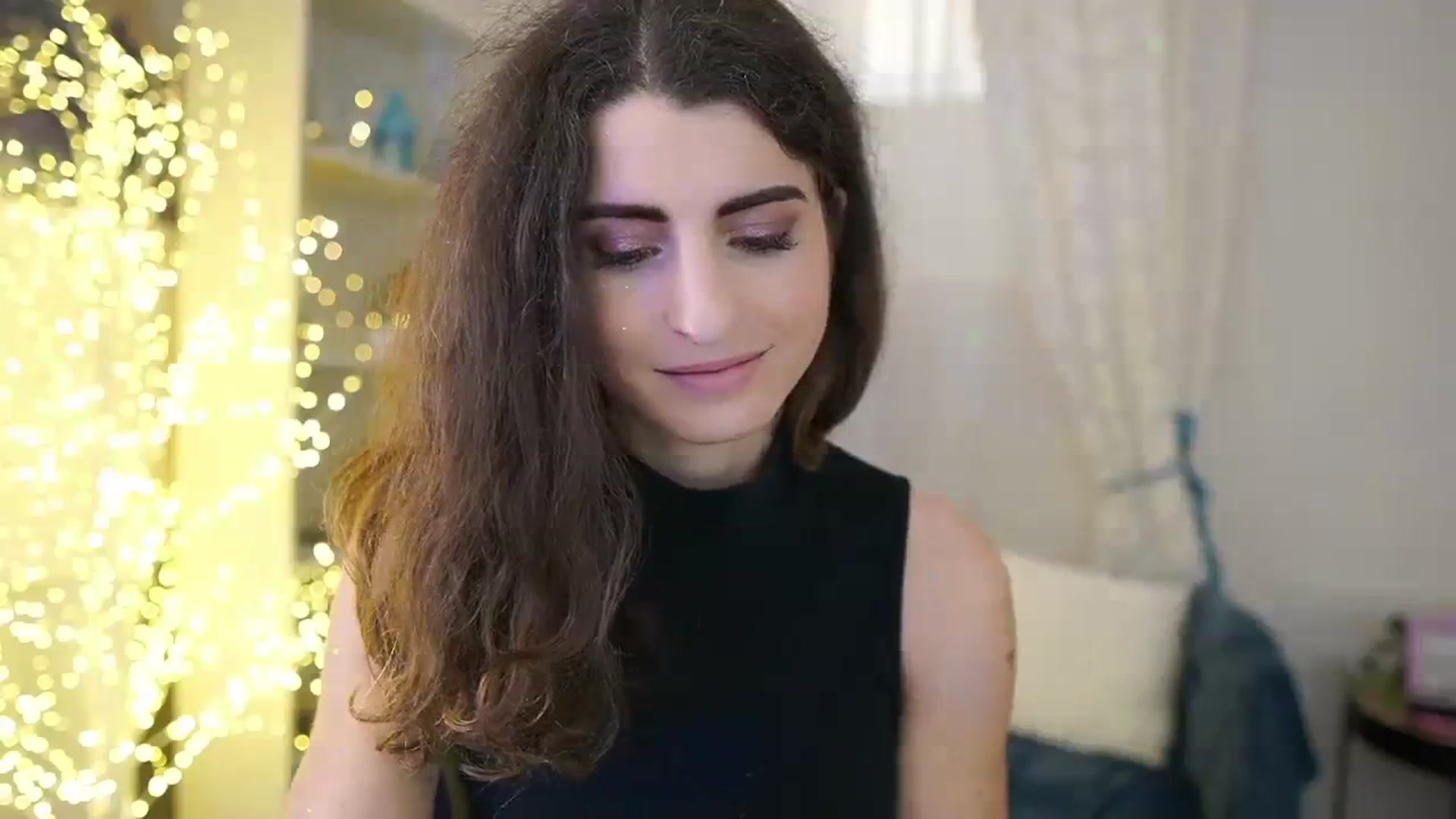 Gallery image thumbnail from EVA__LOVIA_'s myfreecams stream on, 11/01/2023, 12:18 image 20 of 20