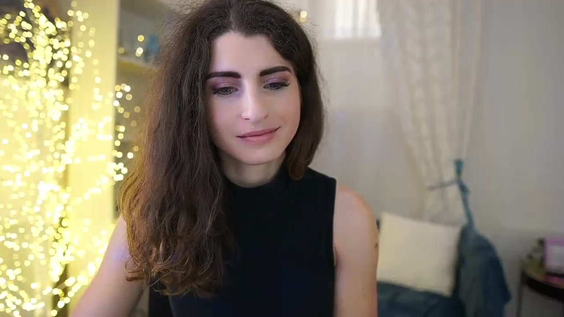 Gallery image thumbnail from EVA__LOVIA_'s myfreecams stream on, 11/01/2023, 12:18 image 18 of 20
