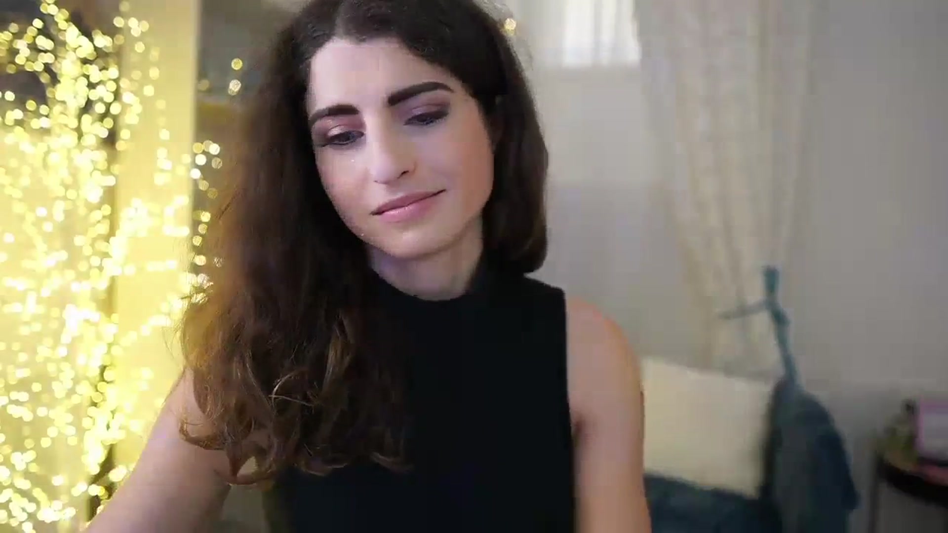 Gallery image thumbnail from EVA__LOVIA_'s myfreecams stream on, 11/01/2023, 12:18 image 4 of 20