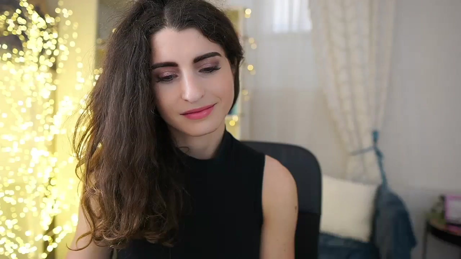 Gallery image thumbnail from EVA__LOVIA_'s myfreecams stream on, 11/01/2023, 14:13 image 14 of 20