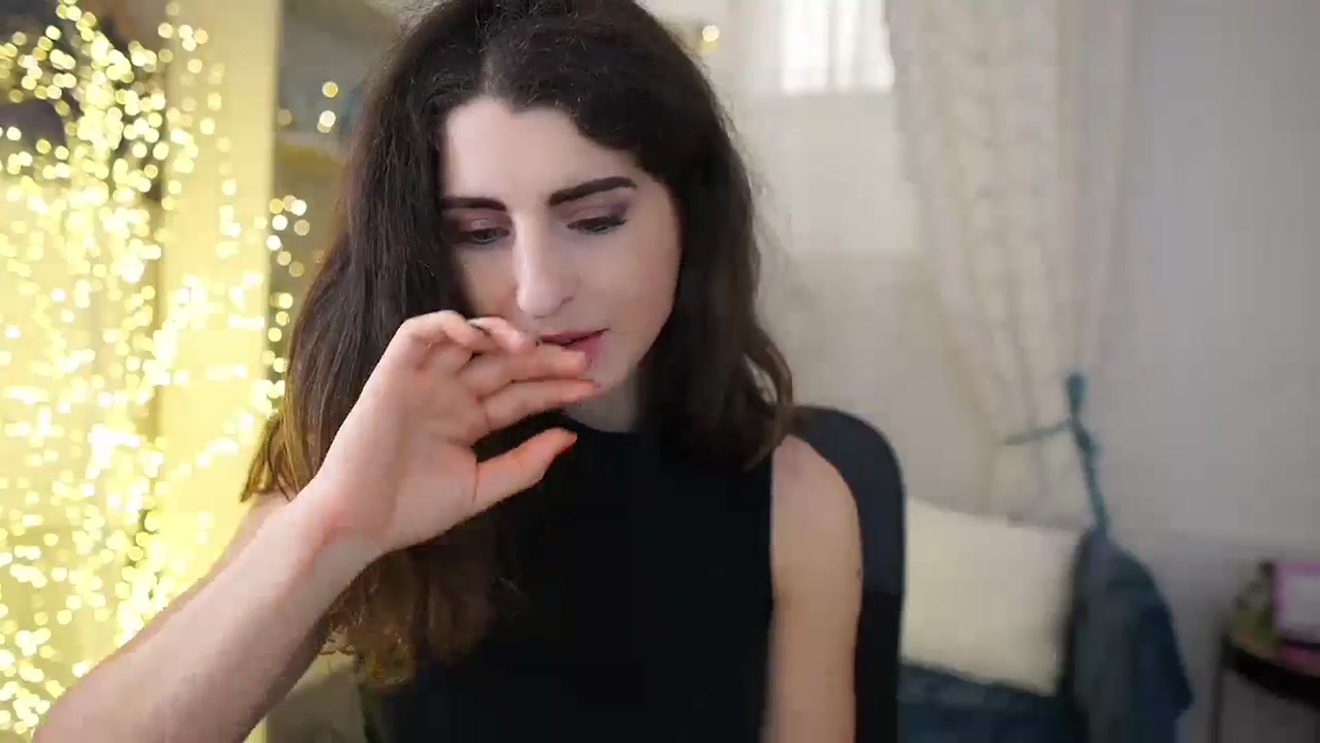 Gallery image thumbnail from EVA__LOVIA_'s myfreecams stream on, 11/01/2023, 14:13 image 18 of 20