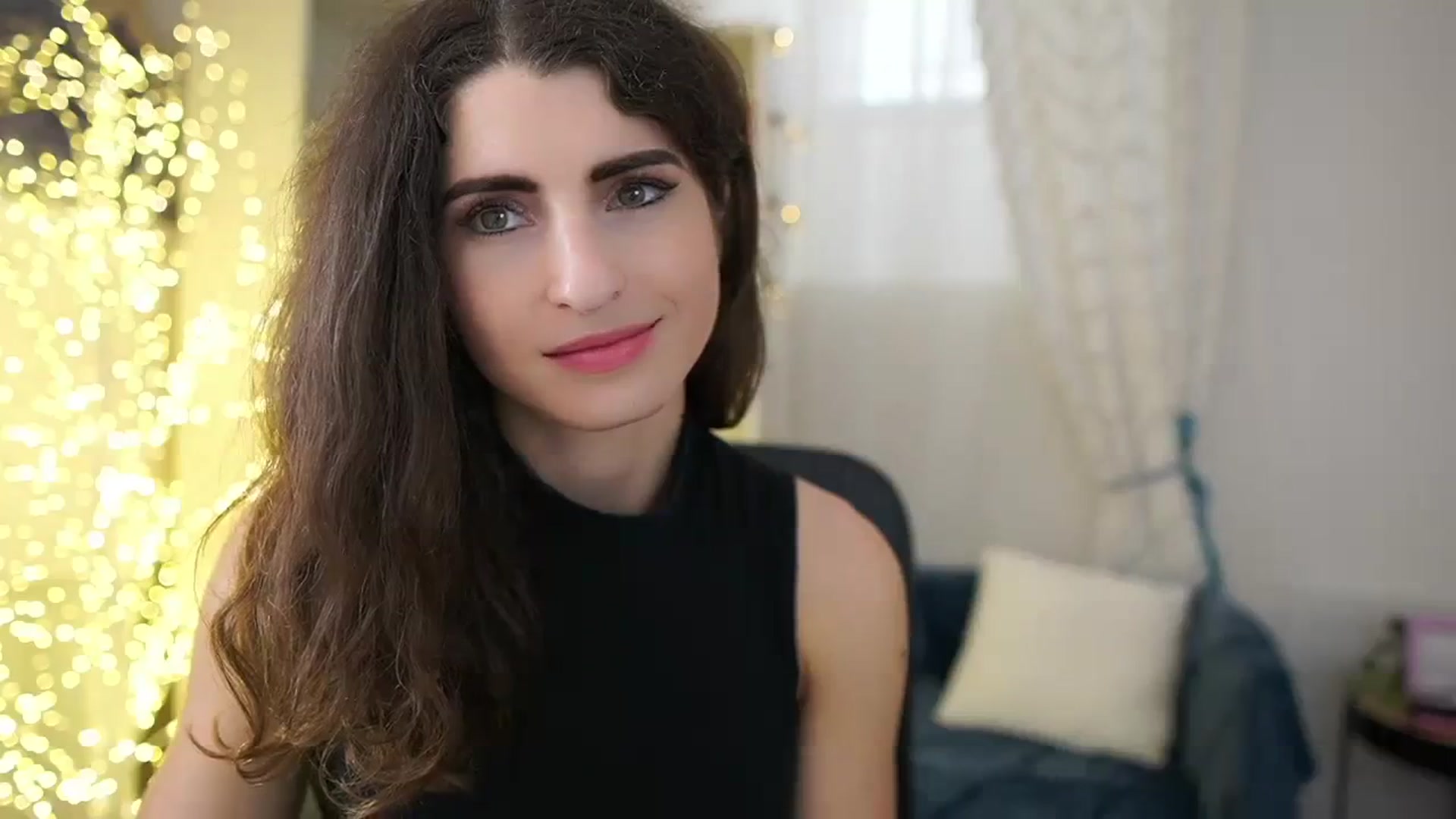 Gallery image thumbnail from EVA__LOVIA_'s myfreecams stream on, 11/01/2023, 14:13 image 10 of 20