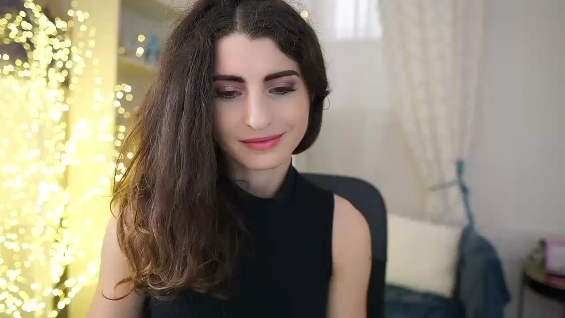 Gallery image thumbnail from EVA__LOVIA_'s myfreecams stream on, 11/01/2023, 14:13 image 15 of 20