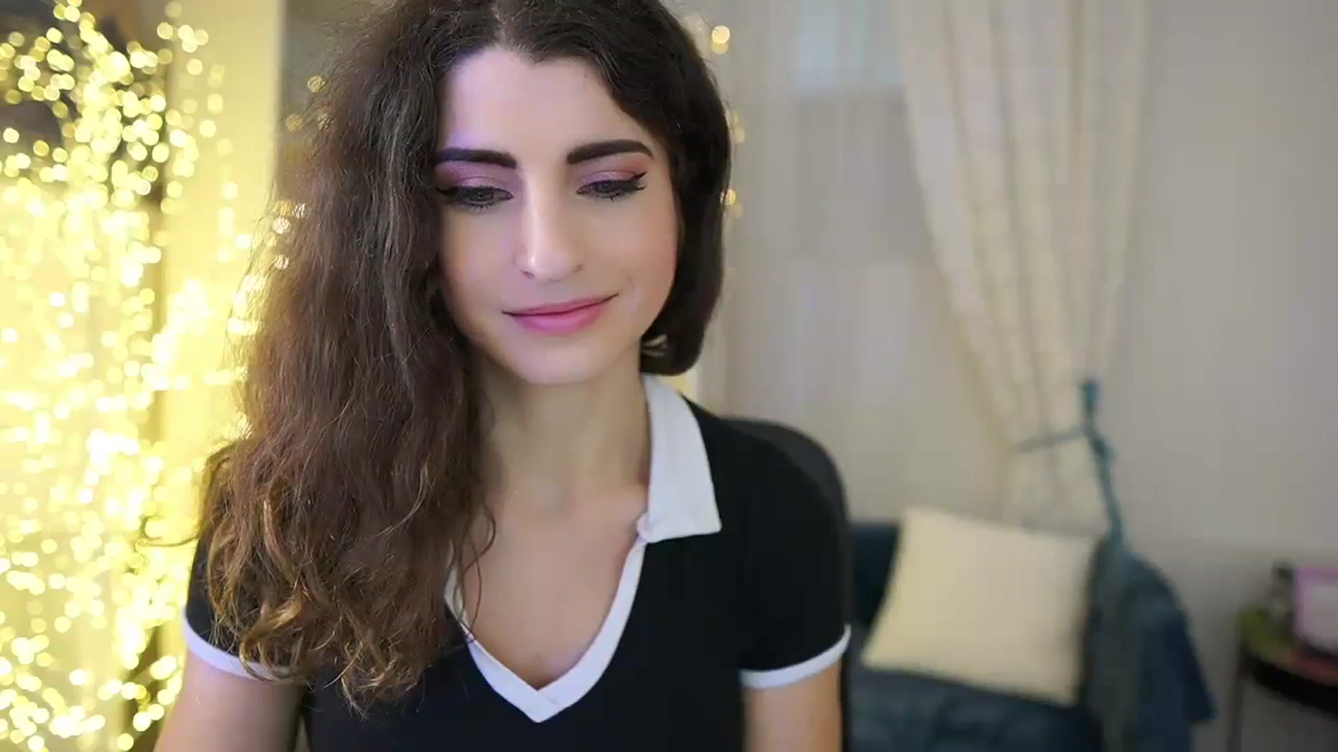 Gallery image thumbnail from EVA__LOVIA_'s myfreecams stream on, 11/03/2023, 11:31 image 18 of 20