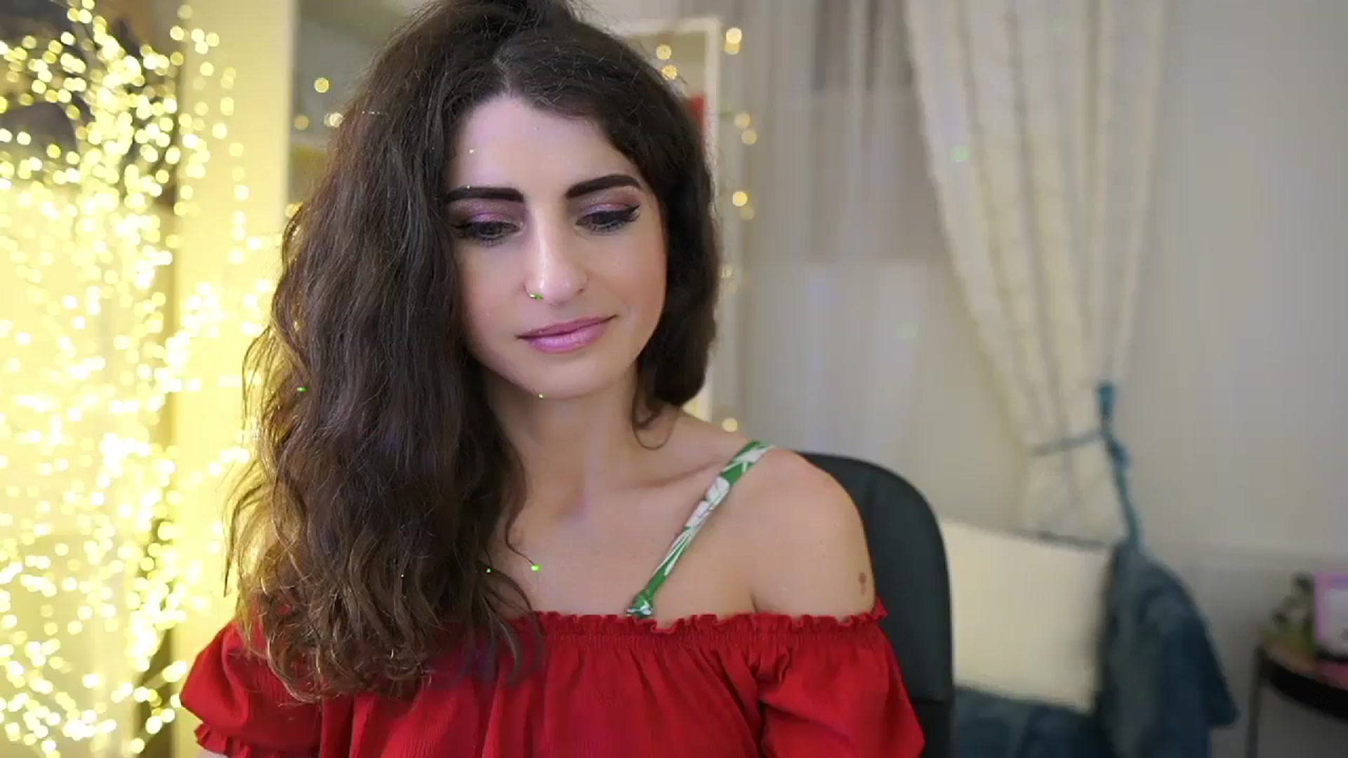 Gallery image thumbnail from EVA__LOVIA_'s myfreecams stream on, 11/04/2023, 18:25 image 10 of 20