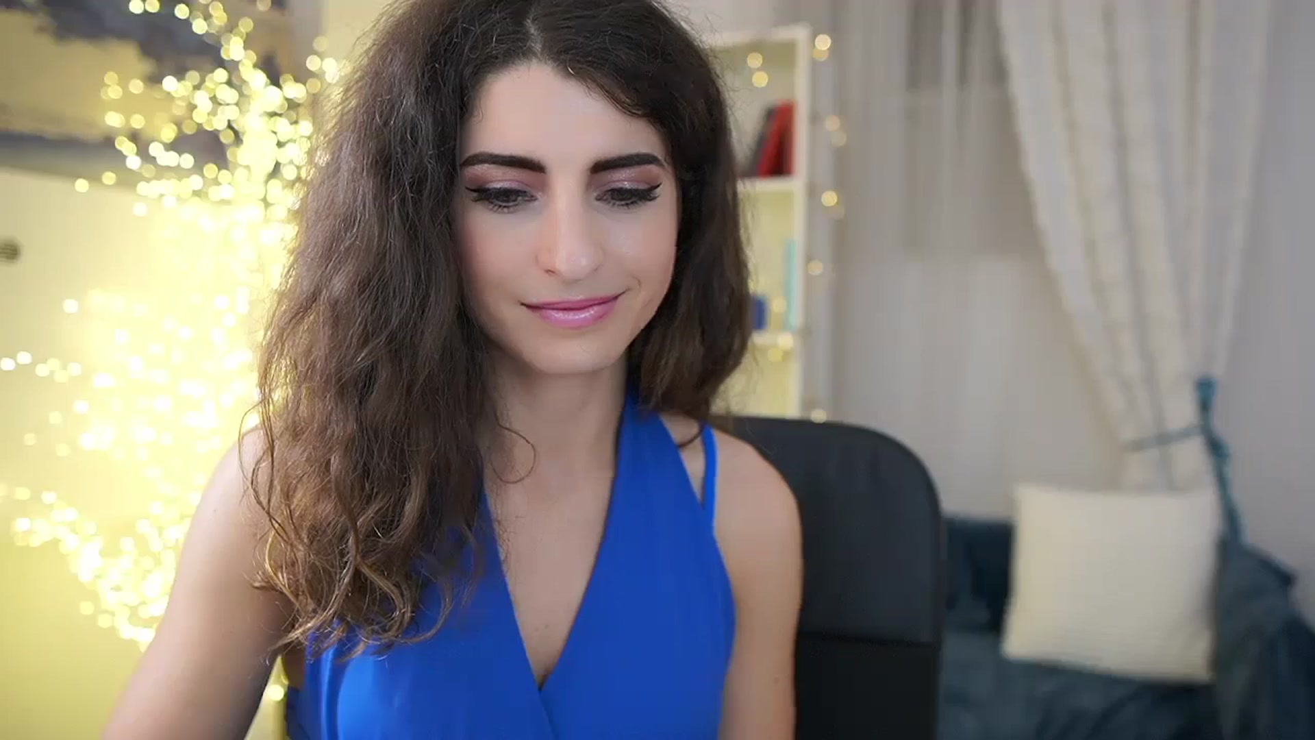 Gallery image thumbnail from EVA__LOVIA_'s myfreecams stream on, 11/05/2023, 19:19 image 5 of 20