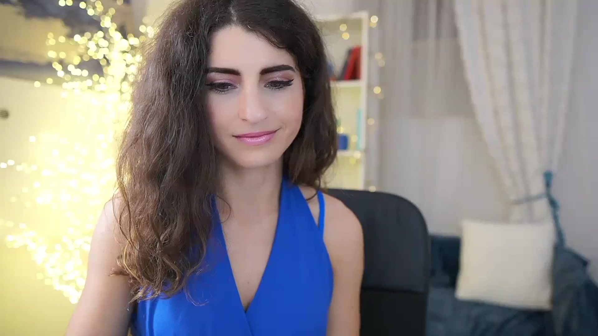 Gallery image thumbnail from EVA__LOVIA_'s myfreecams stream on, 11/05/2023, 19:19 image 4 of 20