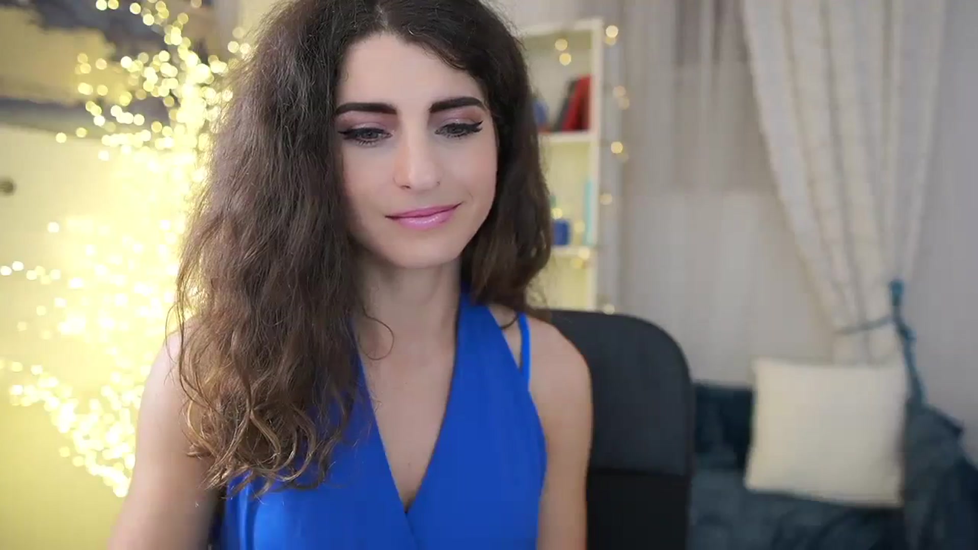 Gallery image thumbnail from EVA__LOVIA_'s myfreecams stream on, 11/05/2023, 19:19 image 7 of 20