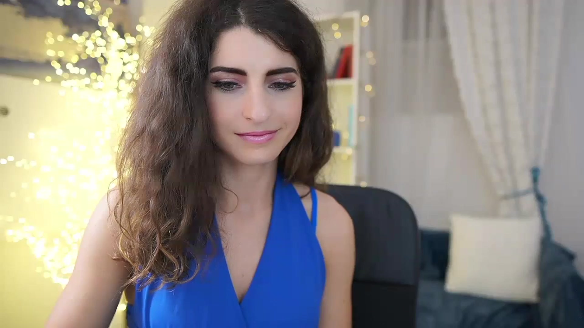 Gallery image thumbnail from EVA__LOVIA_'s myfreecams stream on, 11/05/2023, 19:19 image 6 of 20