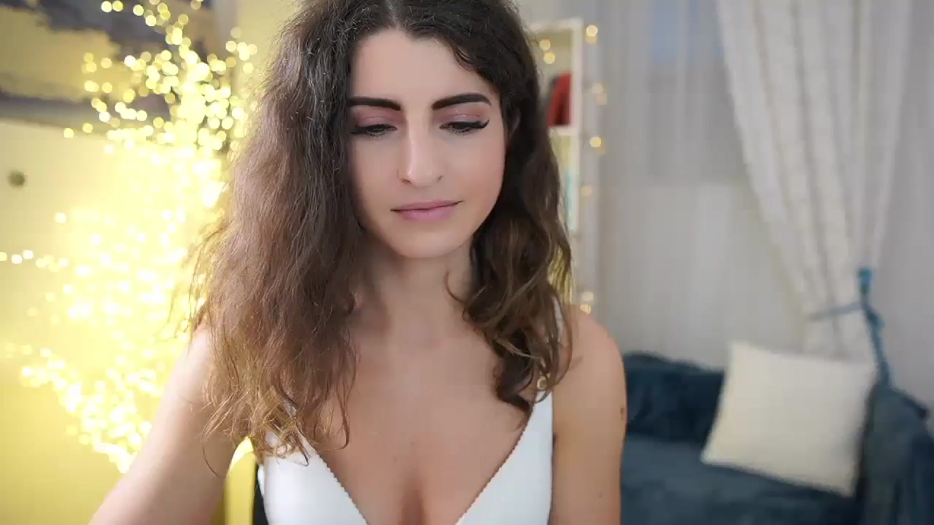 Gallery image thumbnail from EVA__LOVIA_'s myfreecams stream on, 11/07/2023, 15:03 image 13 of 20