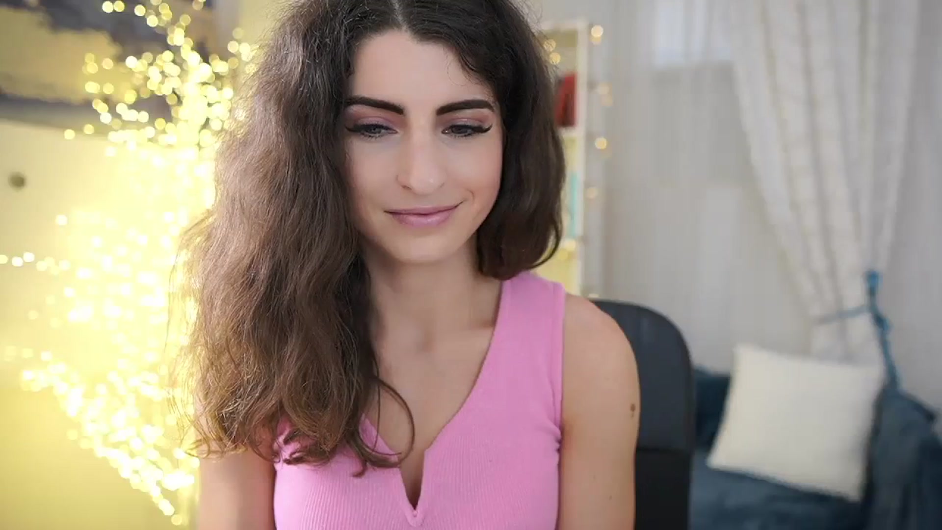 Gallery image thumbnail from EVA__LOVIA_'s myfreecams stream on, 11/07/2023, 15:03 image 2 of 20
