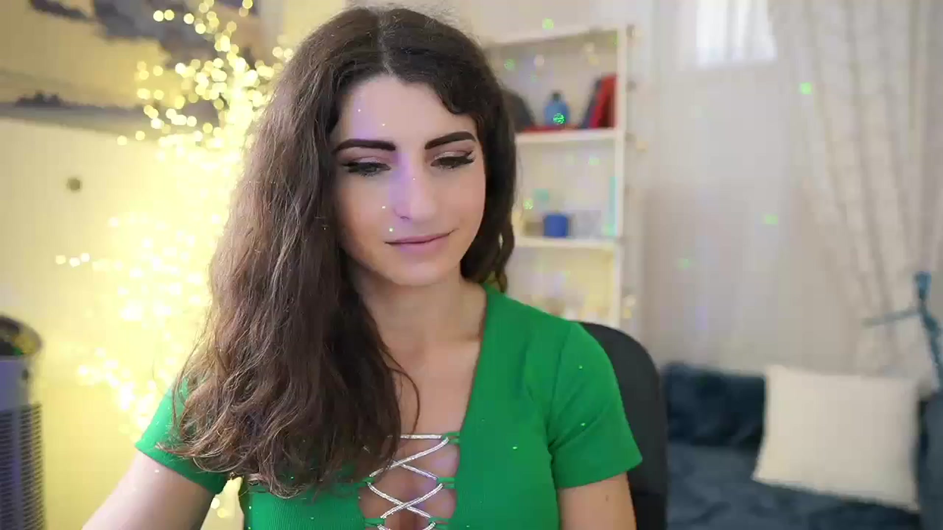 Gallery image thumbnail from EVA__LOVIA_'s myfreecams stream on, 11/12/2023, 10:39 image 12 of 20