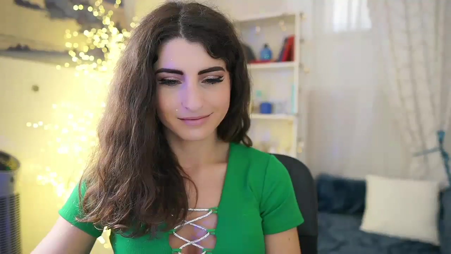 Gallery image thumbnail from EVA__LOVIA_'s myfreecams stream on, 11/12/2023, 10:39 image 13 of 20