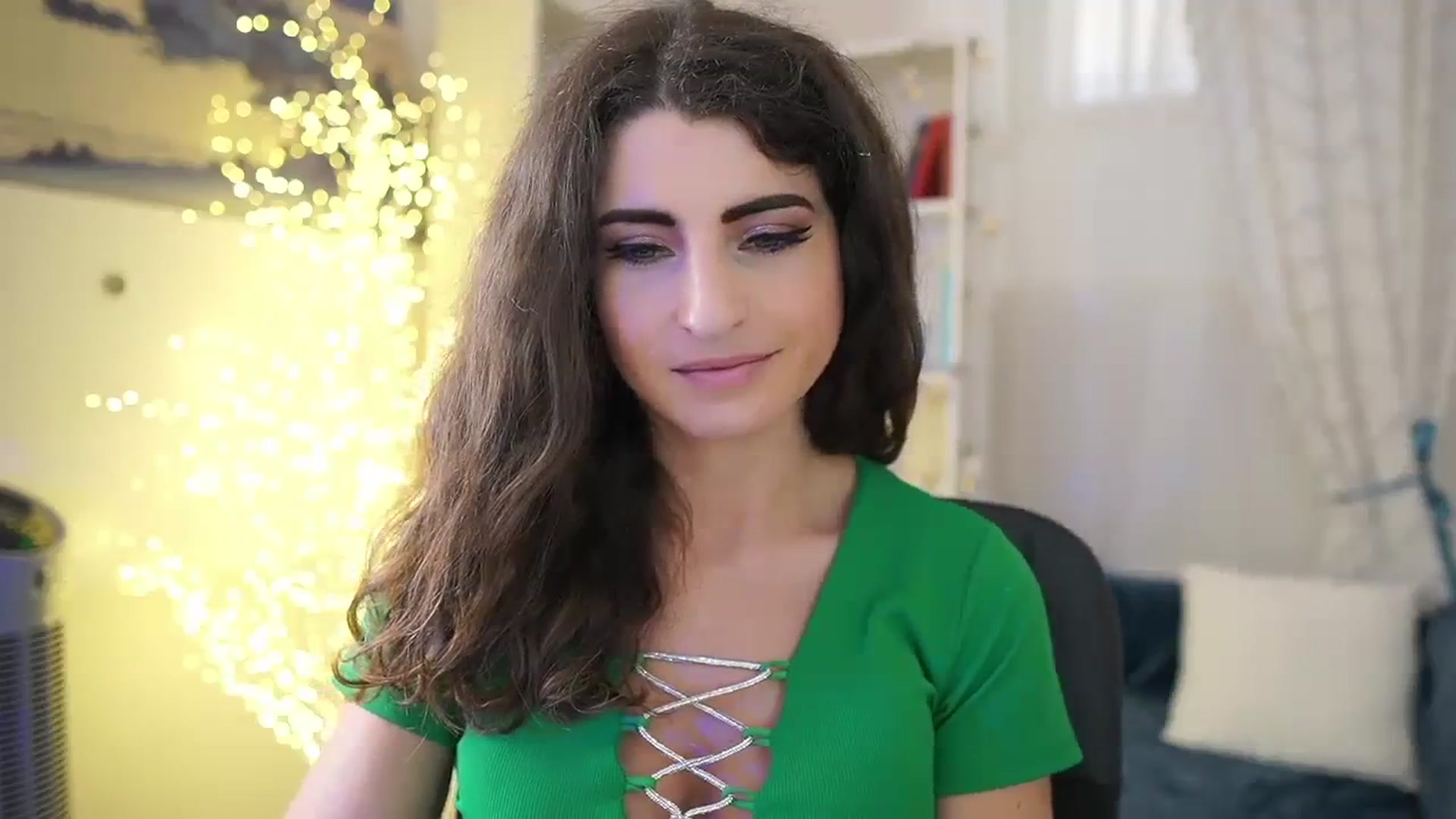 Gallery image thumbnail from EVA__LOVIA_'s myfreecams stream on, 11/12/2023, 12:11 image 6 of 20