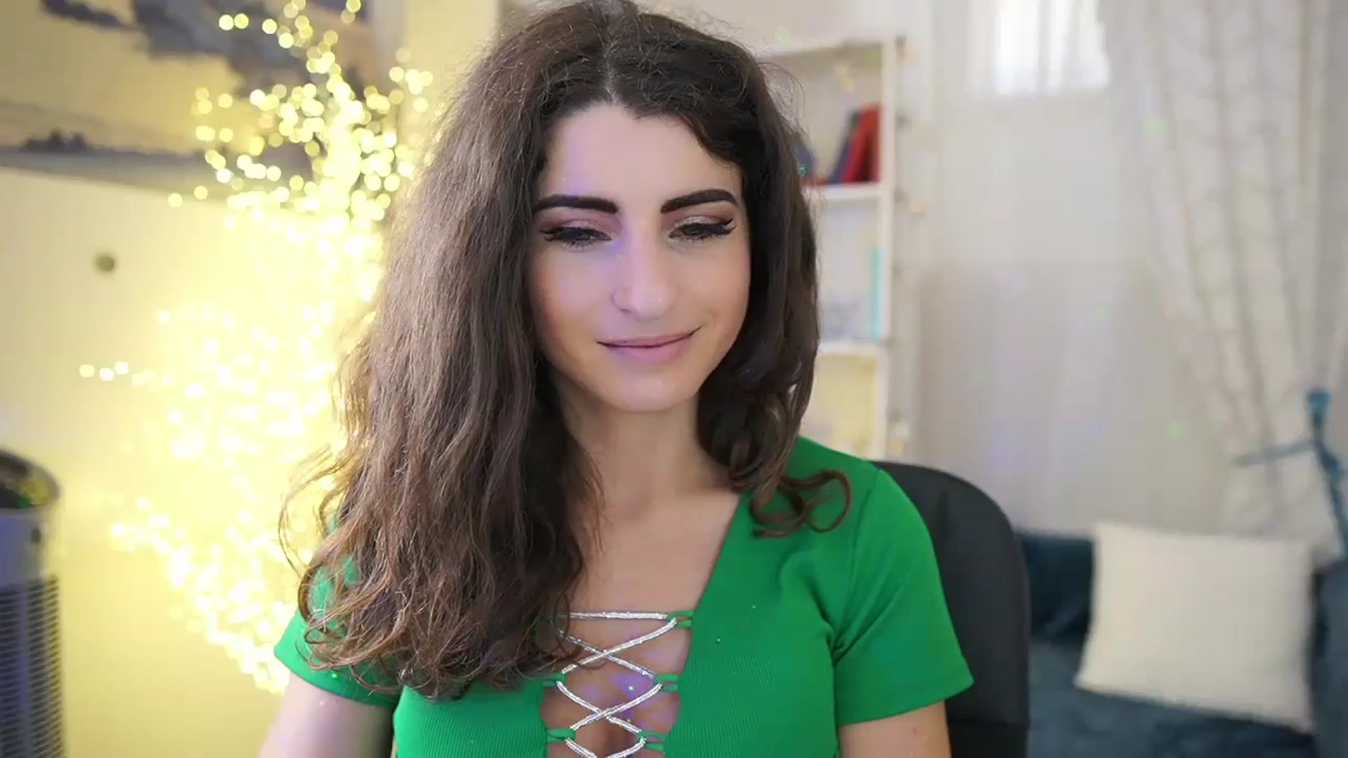 Gallery image thumbnail from EVA__LOVIA_'s myfreecams stream on, 11/12/2023, 12:11 image 10 of 20
