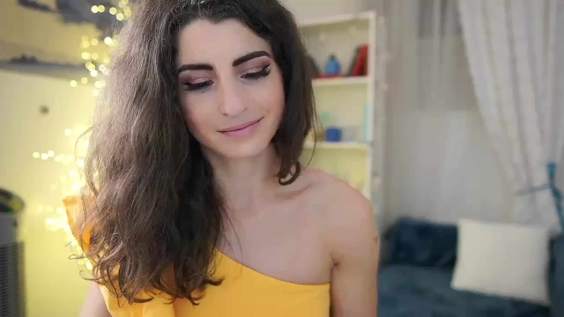 Gallery image thumbnail from EVA__LOVIA_'s myfreecams stream on, 11/12/2023, 16:08 image 2 of 20