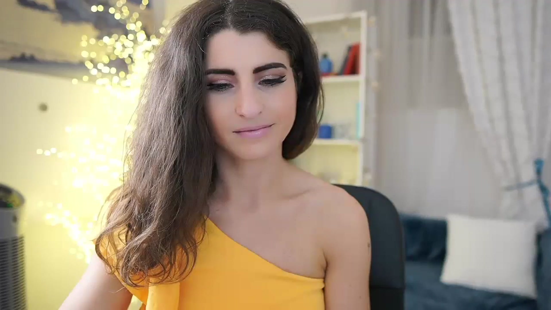 Gallery image thumbnail from EVA__LOVIA_'s myfreecams stream on, 11/12/2023, 18:44 image 5 of 20