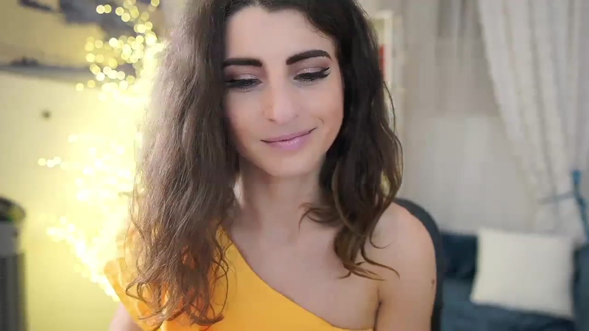 Gallery image thumbnail from EVA__LOVIA_'s myfreecams stream on, 11/12/2023, 18:44 image 13 of 20