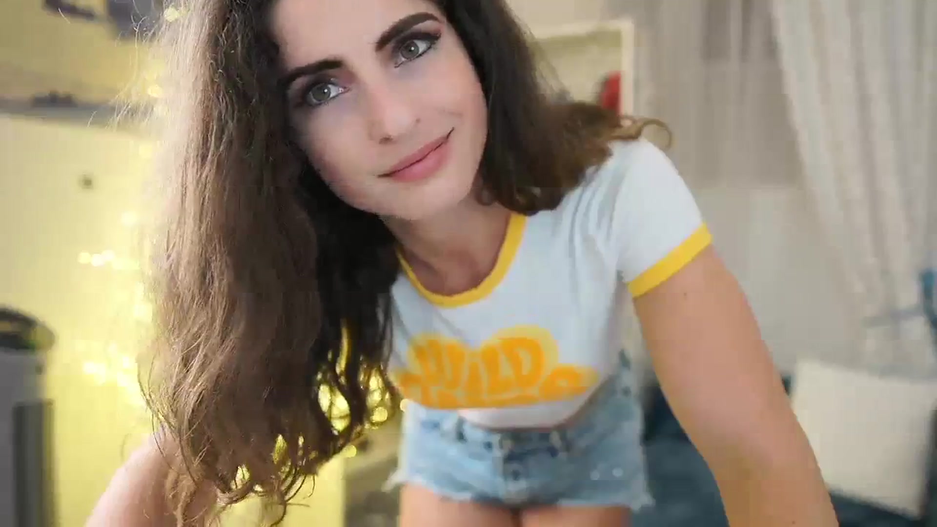Gallery image thumbnail from EVA__LOVIA_'s myfreecams stream on, 11/15/2023, 19:17 image 15 of 20