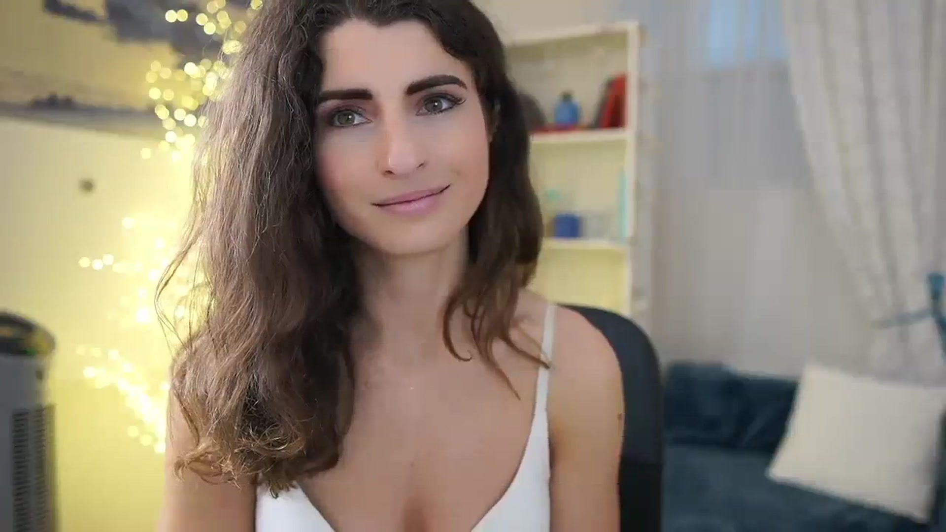 Gallery image thumbnail from EVA__LOVIA_'s myfreecams stream on, 11/16/2023, 14:14 image 18 of 20