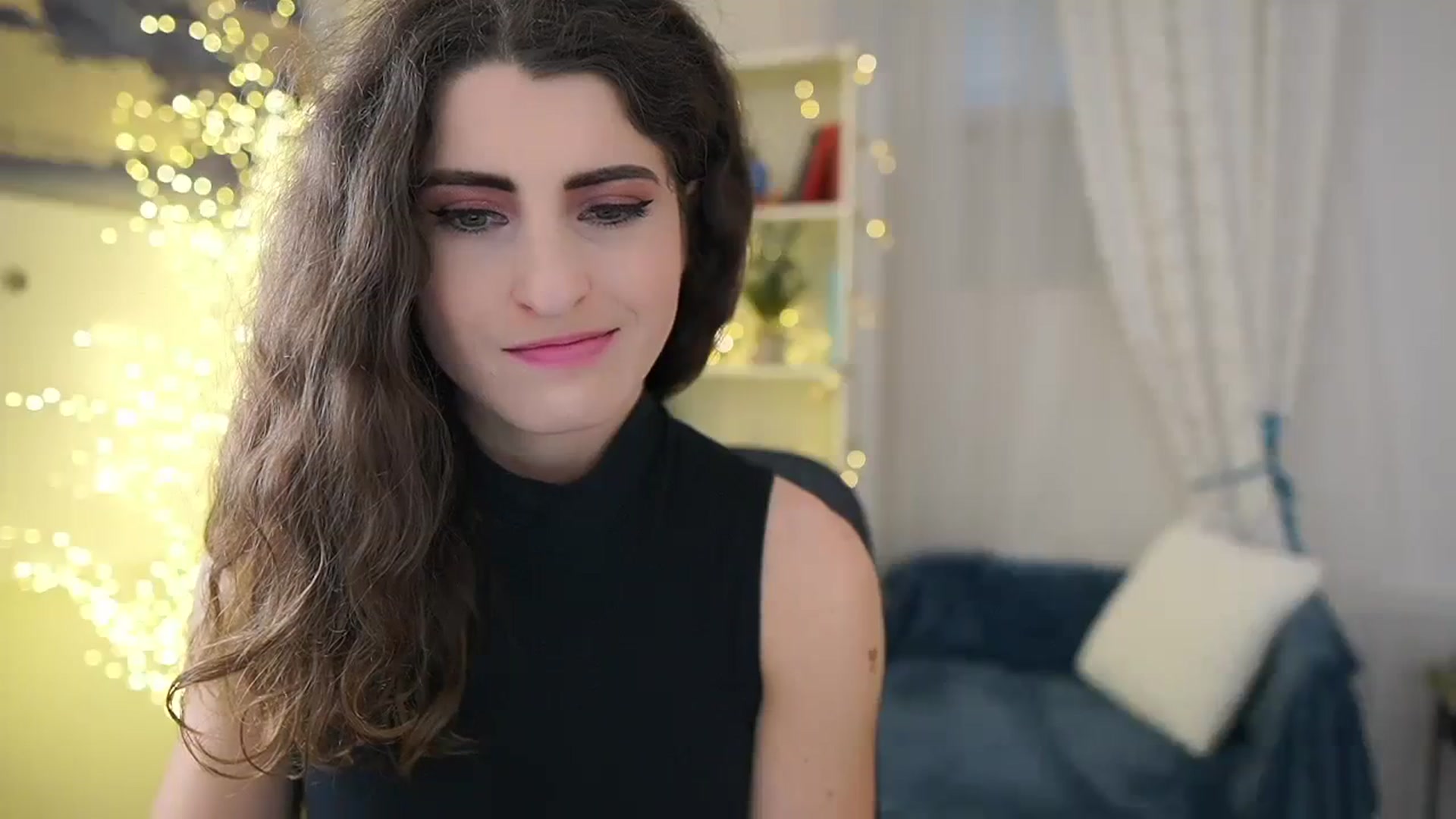 Gallery image thumbnail from EVA__LOVIA_'s myfreecams stream on, 11/28/2023, 13:46 image 13 of 20