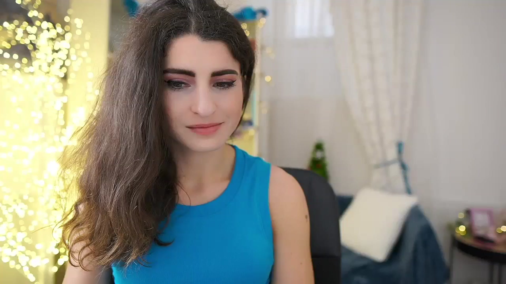 Gallery image thumbnail from EVA__LOVIA_'s myfreecams stream on, 12/03/2023, 13:28 image 19 of 20