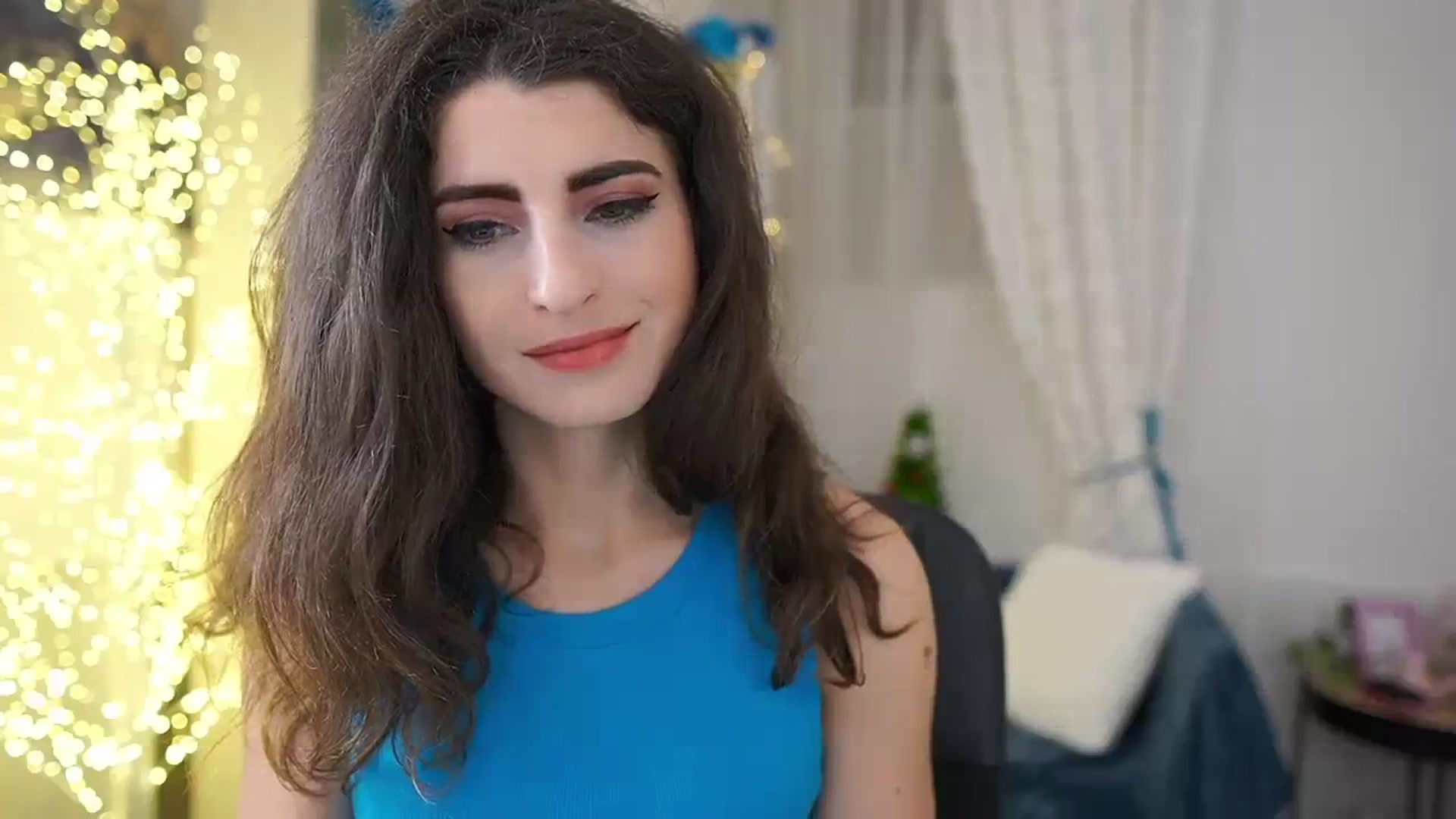 Gallery image thumbnail from EVA__LOVIA_'s myfreecams stream on, 12/03/2023, 16:16 image 5 of 20