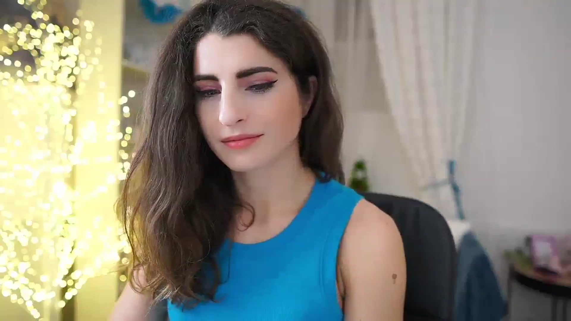Gallery image thumbnail from EVA__LOVIA_'s myfreecams stream on, 12/03/2023, 16:16 image 16 of 20