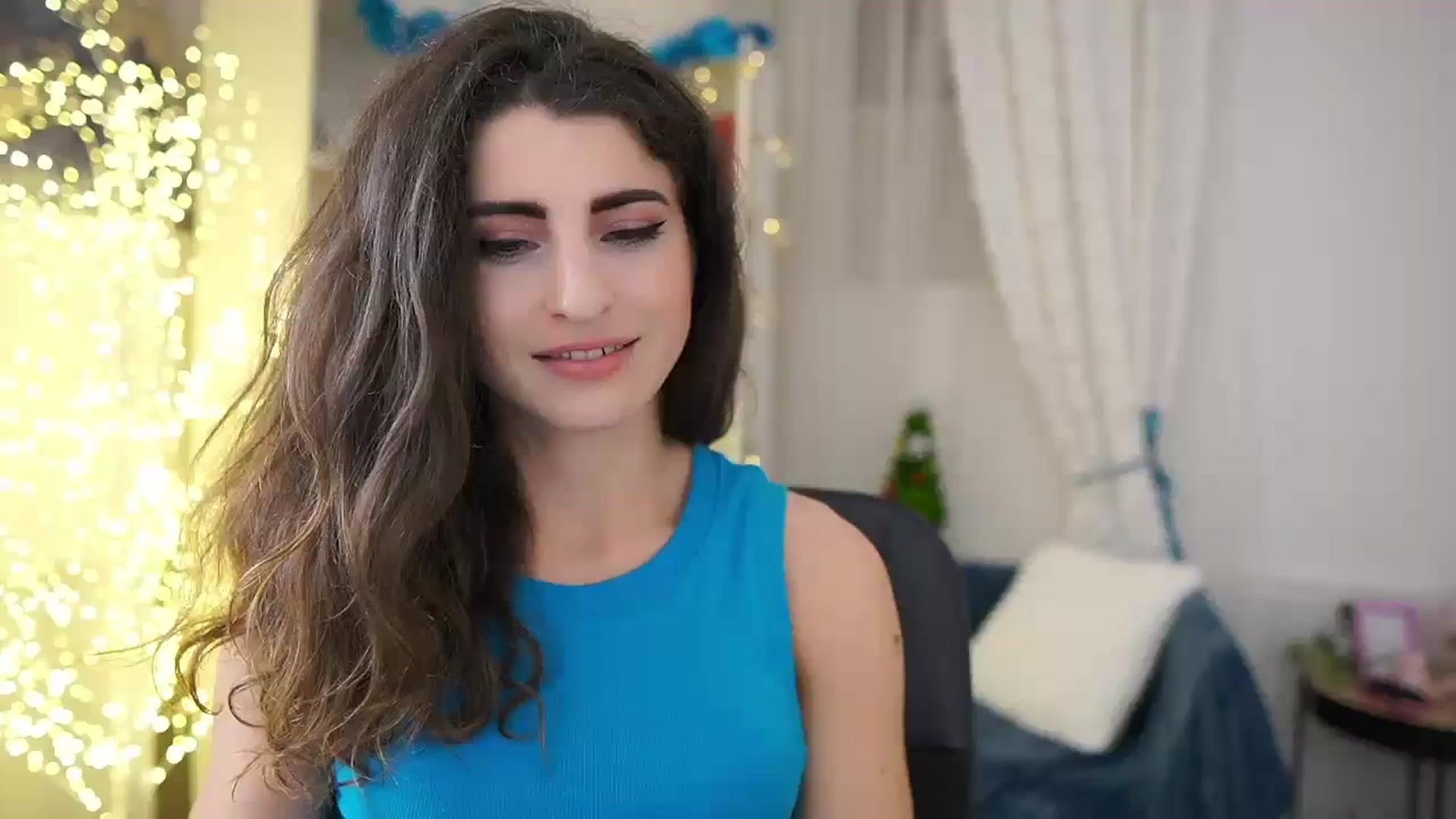 Gallery image thumbnail from EVA__LOVIA_'s myfreecams stream on, 12/03/2023, 19:10 image 18 of 20