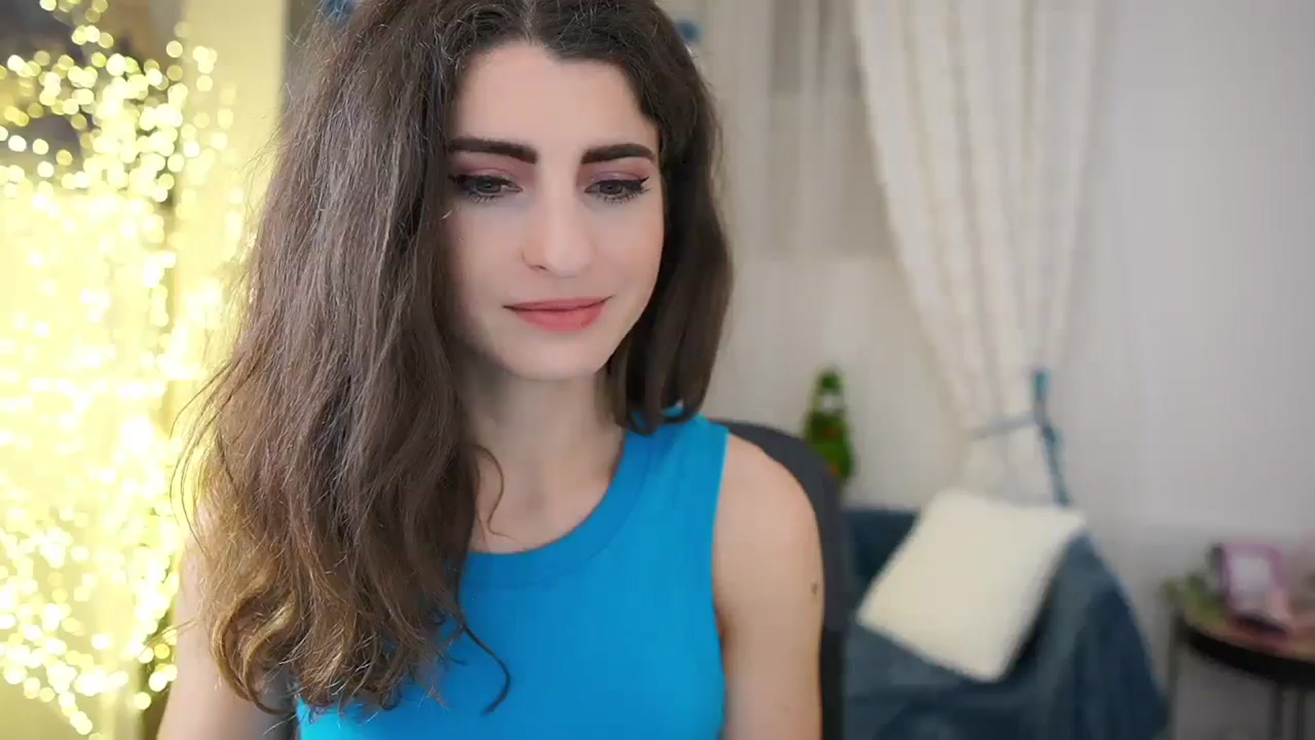 Gallery image thumbnail from EVA__LOVIA_'s myfreecams stream on, 12/03/2023, 19:10 image 2 of 20