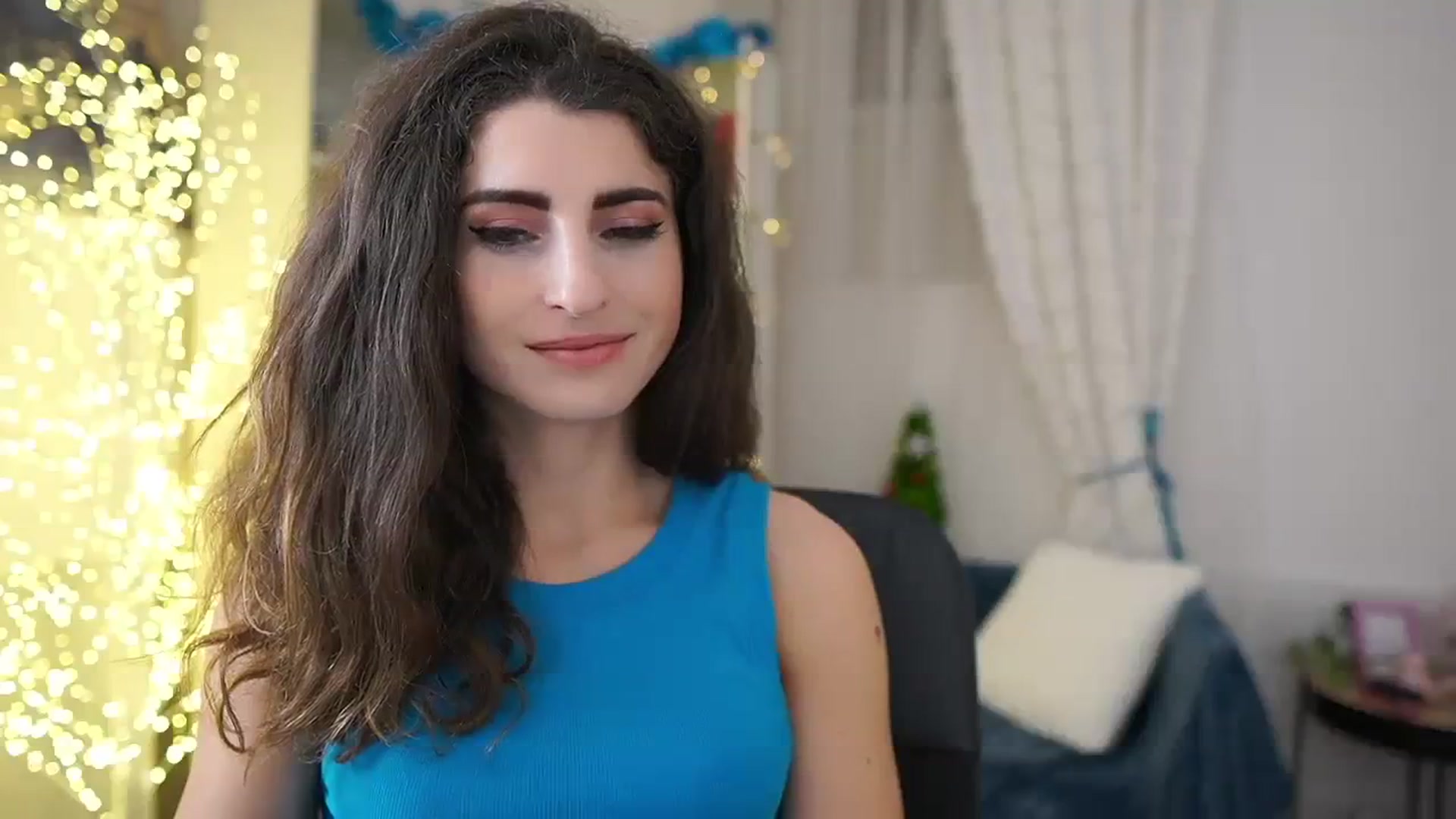 Gallery image thumbnail from EVA__LOVIA_'s myfreecams stream on, 12/03/2023, 19:10 image 20 of 20