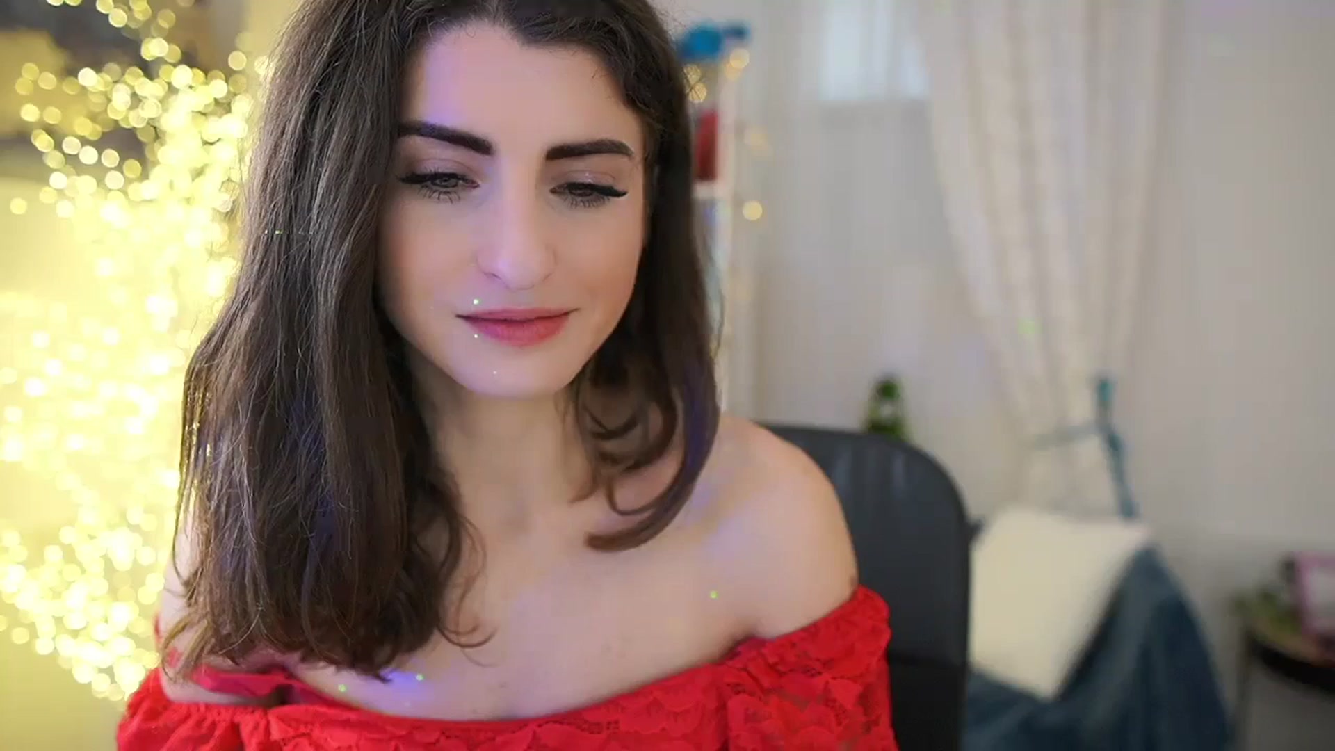 Gallery image thumbnail from EVA__LOVIA_'s myfreecams stream on, 12/06/2023, 11:36 image 17 of 20